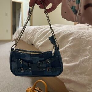 Elegant Blue Mini Bag with Chain Detail